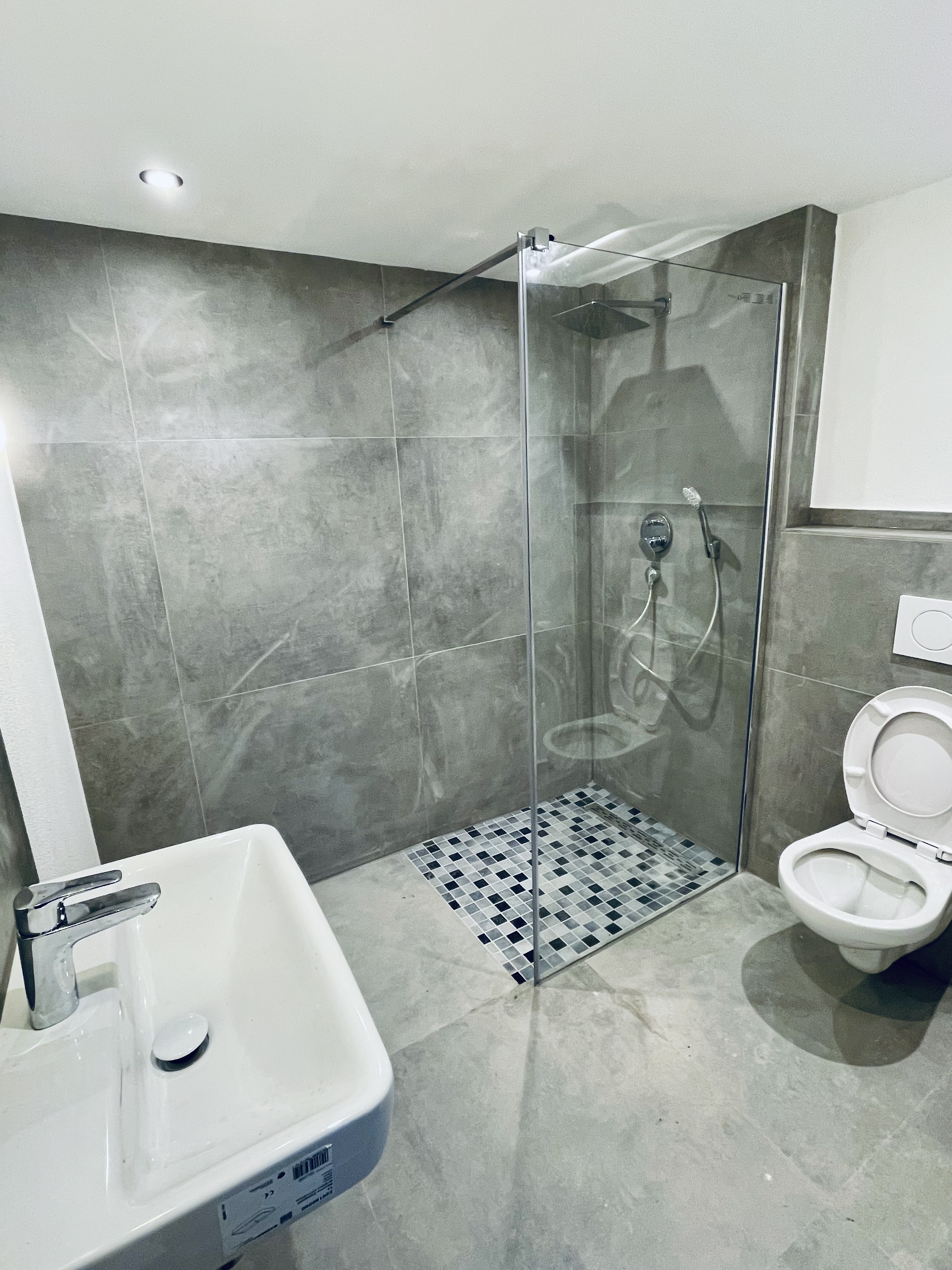 Neckar Suite II bathroom